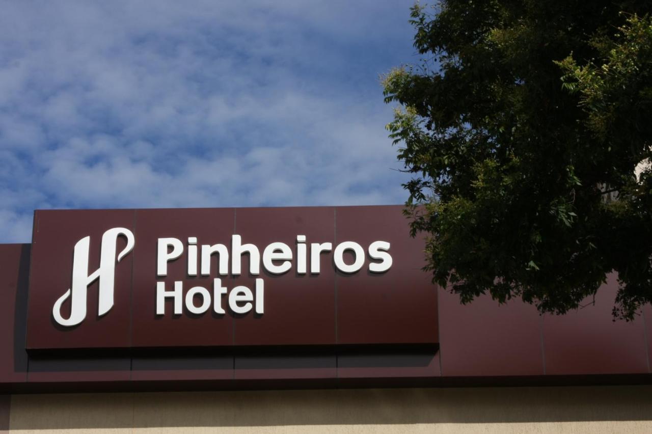 جويانيا Pinheiros Hotel المظهر الخارجي الصورة